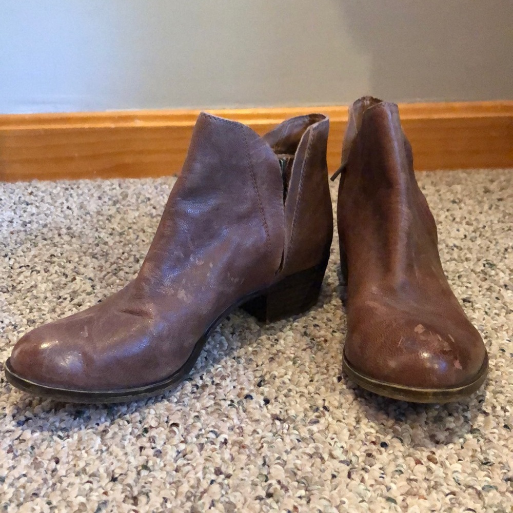 Light brown leather booties